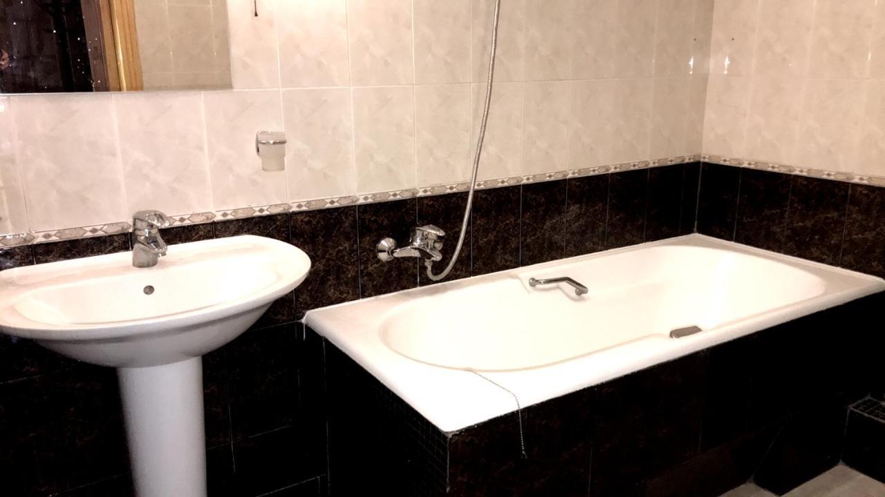 2-Х Квартира Поруч З Сумською, Госпіталь, Парк Центральний Kharkiv Eksteriør billede