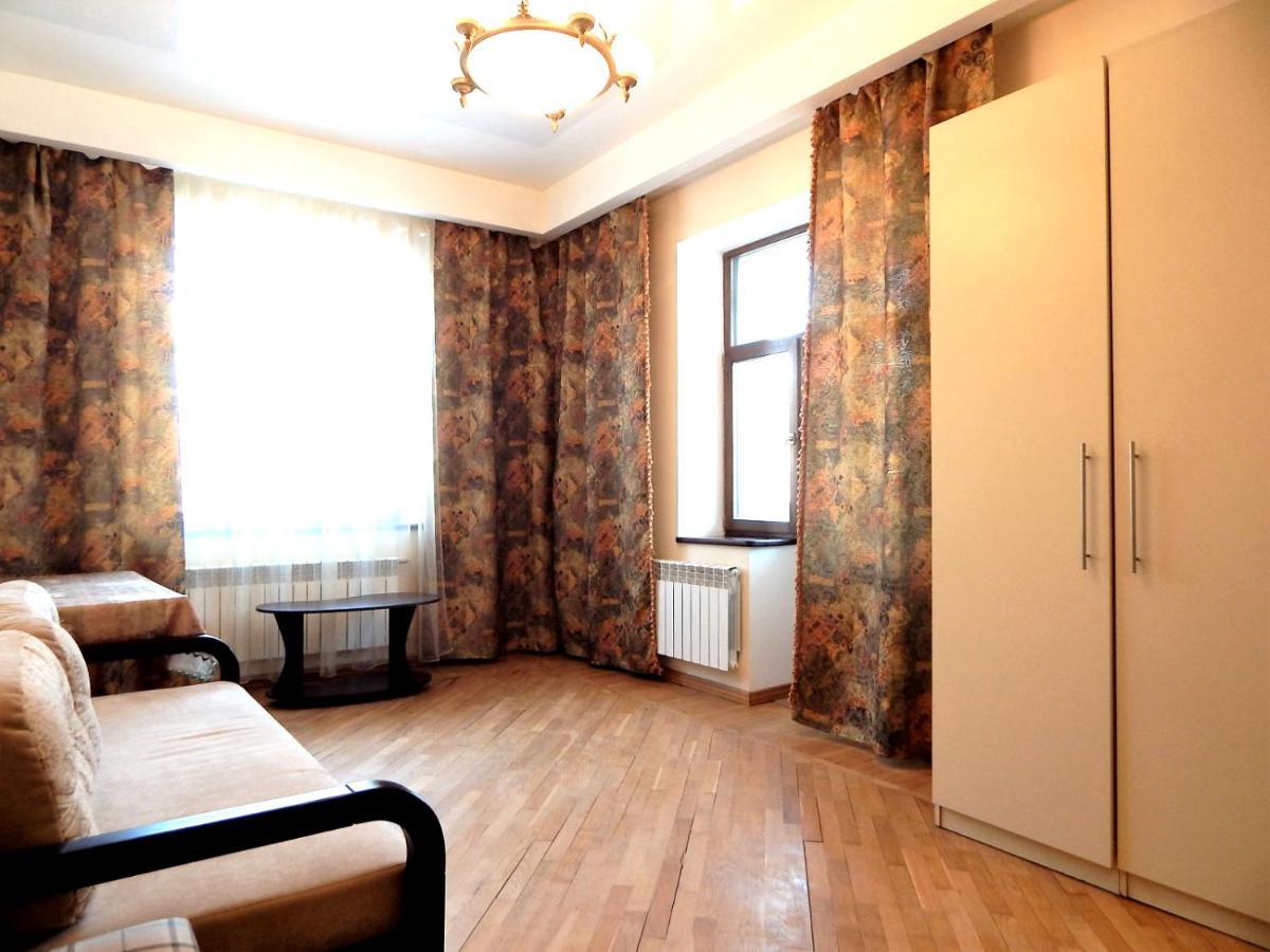 2-Х Квартира Поруч З Сумською, Госпіталь, Парк Центральний Kharkiv Eksteriør billede