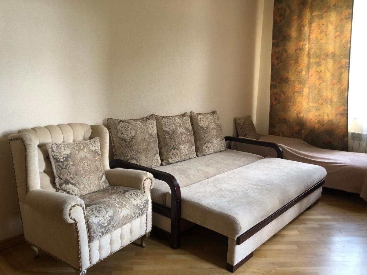 2-Х Квартира Поруч З Сумською, Госпіталь, Парк Центральний Kharkiv Eksteriør billede